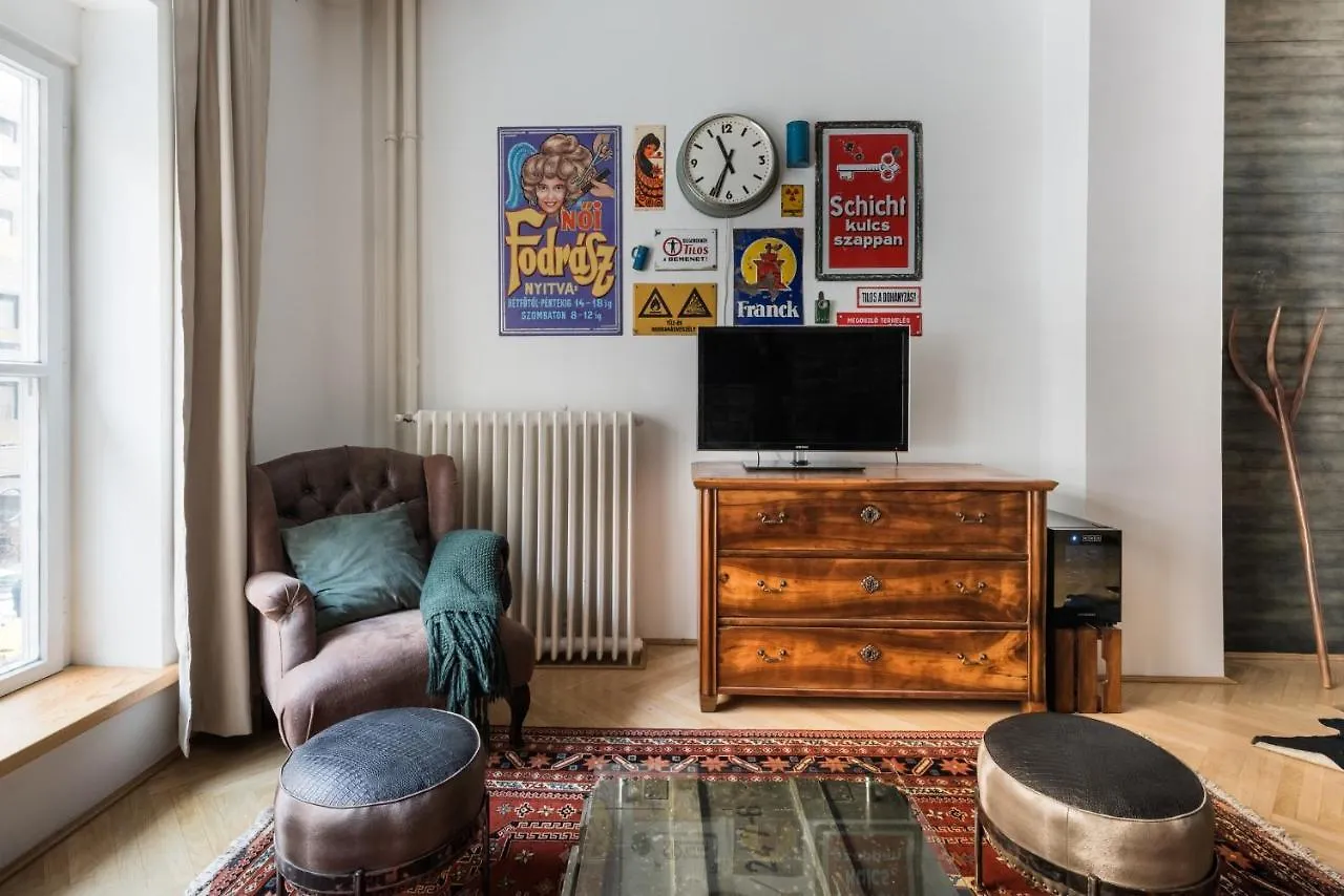 Smart, Stylish Apartment In The Heart Of Budapest Hungary