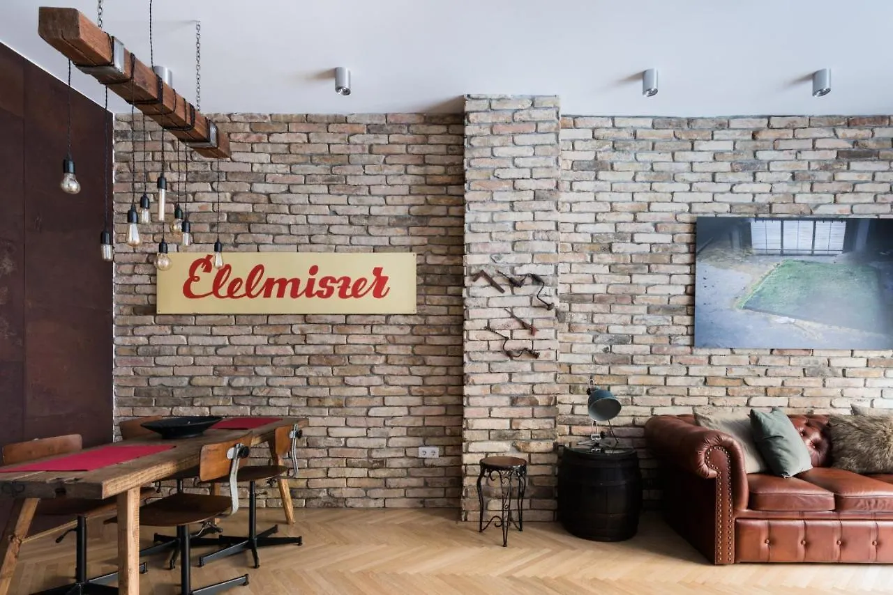 Smart, Stylish Apartment In The Heart Of Budapest Hungary