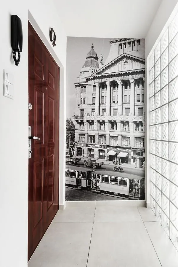 Smart, Stylish Apartment In The Heart Of Budapest
