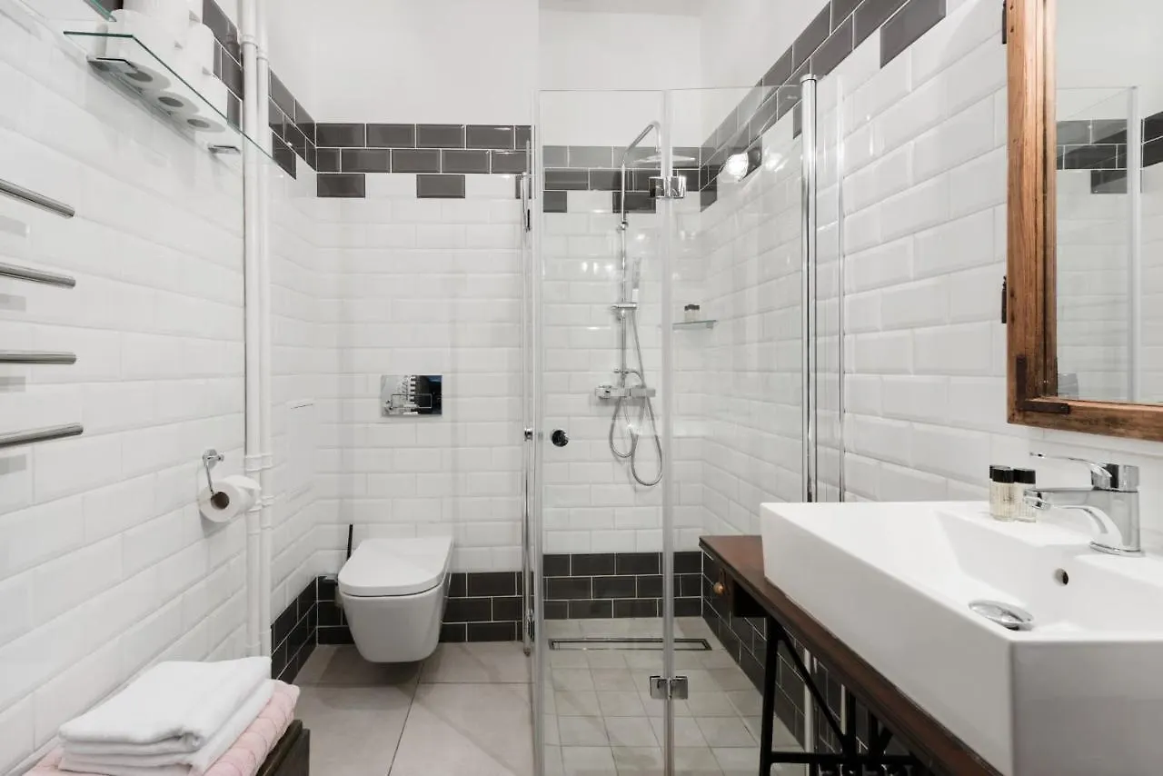 Smart, Stylish Apartment In The Heart Of Budapešť
